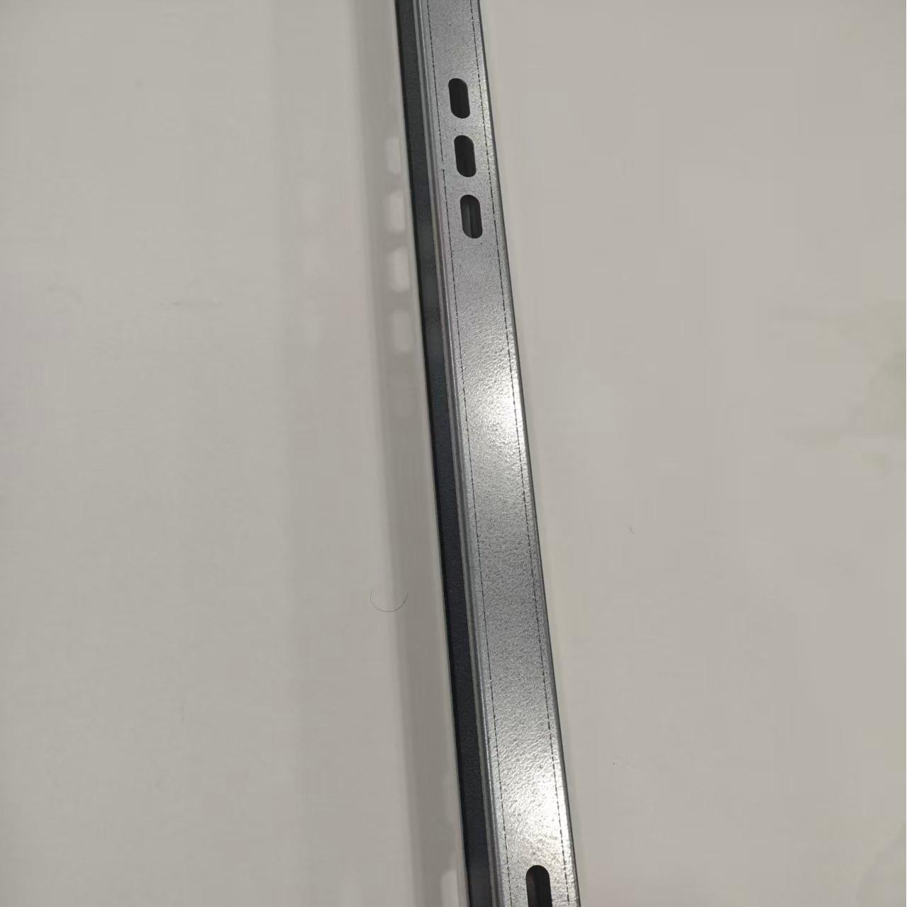 Ράγες ηλιακού τύπου C από χάλυβα